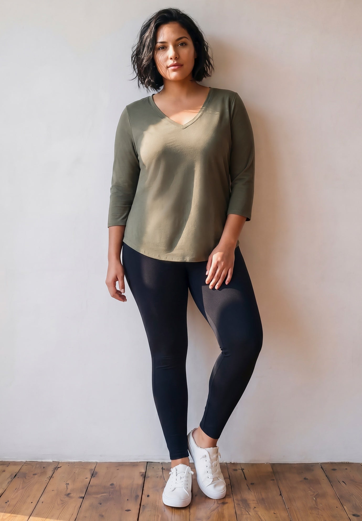 Signature 3/4 Sleeve V-Neck Tee image number 3