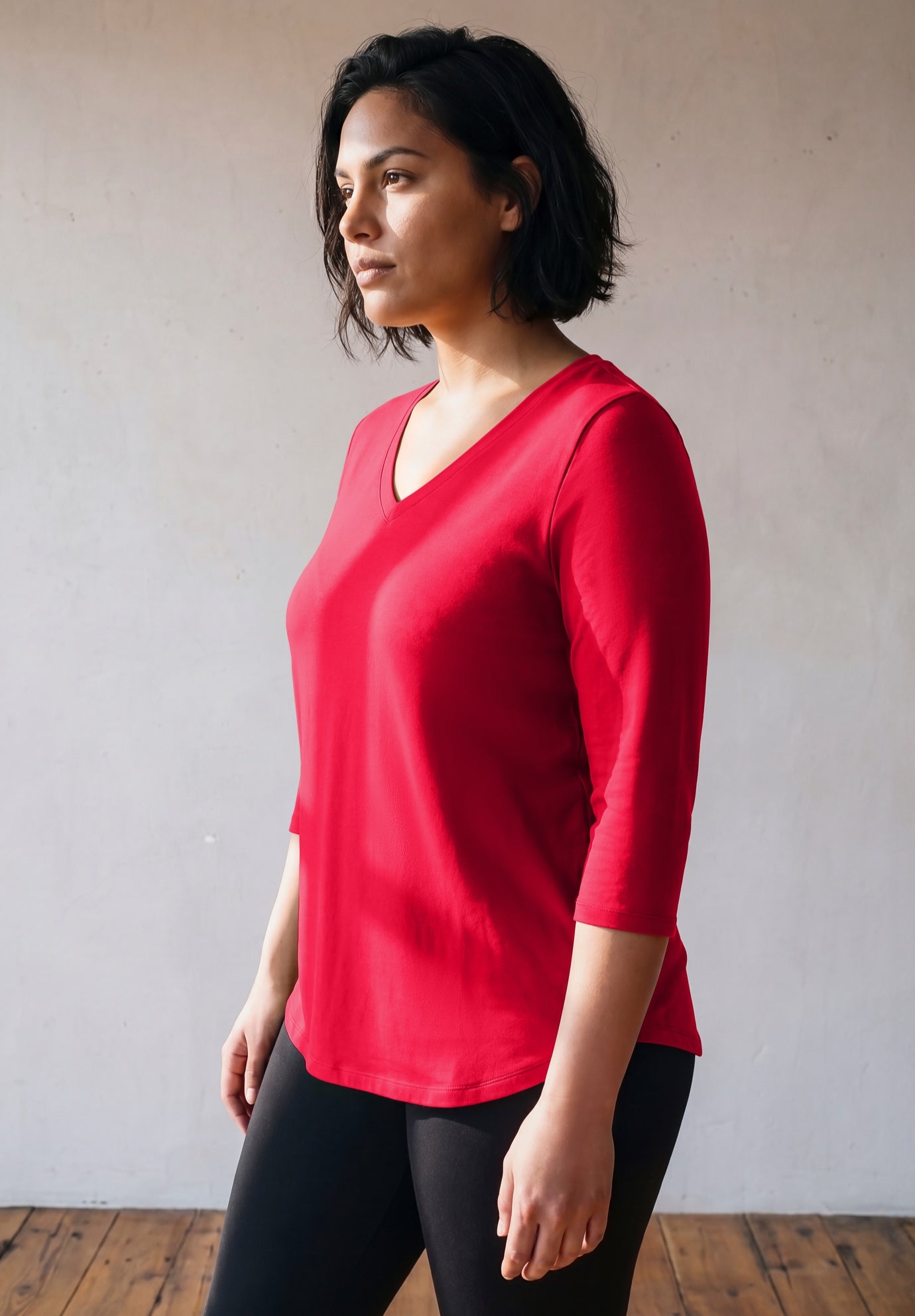Signature 3/4 Sleeve V-Neck Tee image number 2
