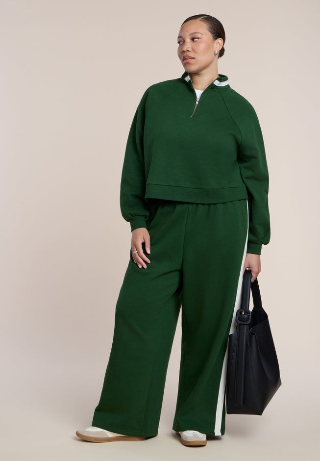 Stripe Detail Quarter Zip Sweatshirt image number 2