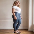 High Shine Legging image number null