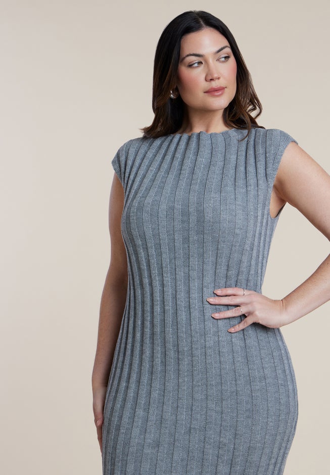 Short Sleeve Ribbed Sweater Maxi Dress image number 4