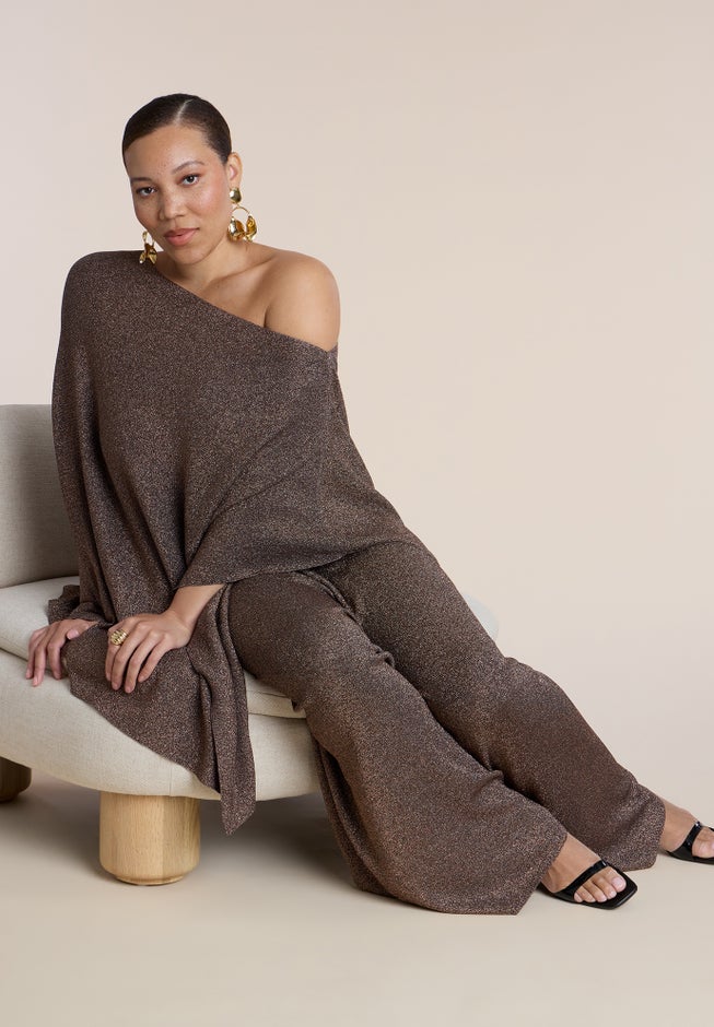 Semi-Sheer Shimmer Sweater Pant image number 4