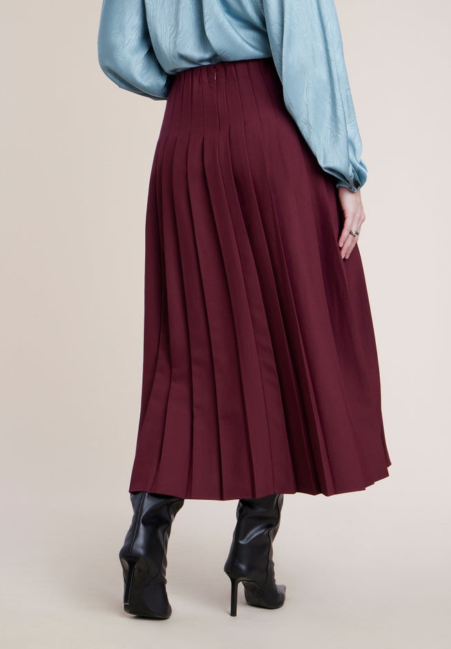 Maxi Pleated Skirt With Buckle image number 2