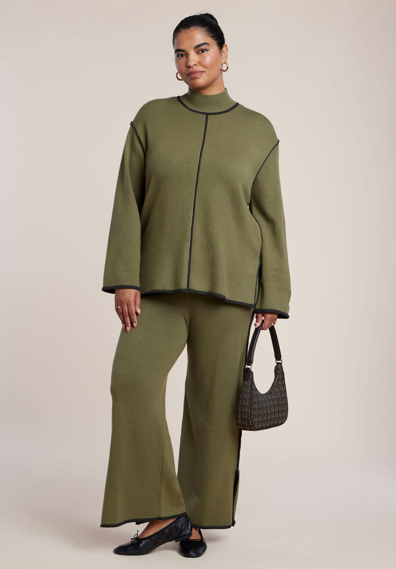 Tipping Detail Side Slit Sweater Pant image number 0