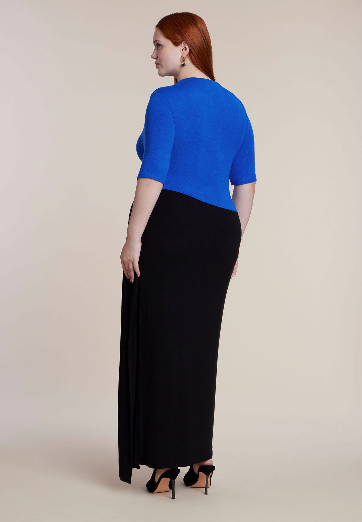 Colorblocked Elbow-Sleeve Maxi Dress image number 2
