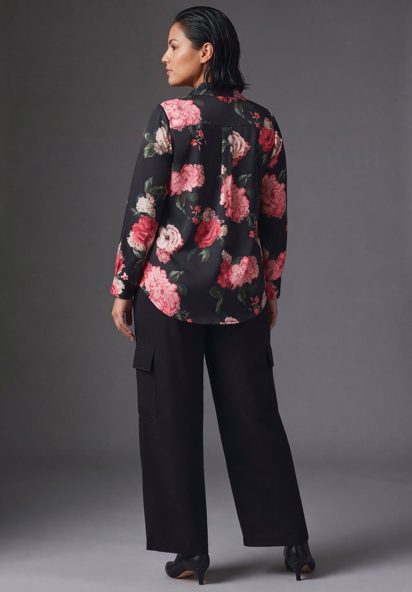 Cece Printed Button Up Blouse image number 1