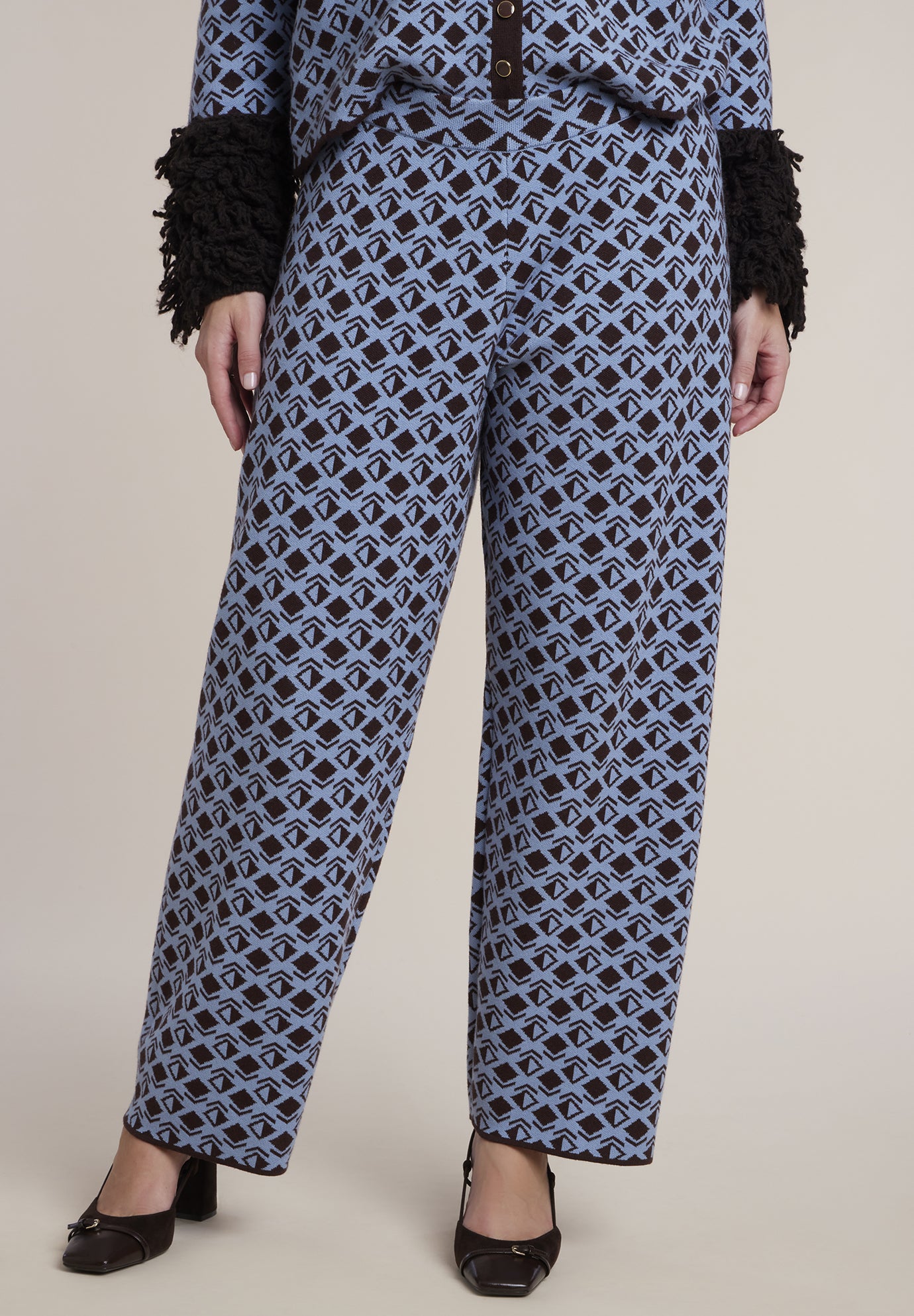 Intarsia Sweater Pant image number 1